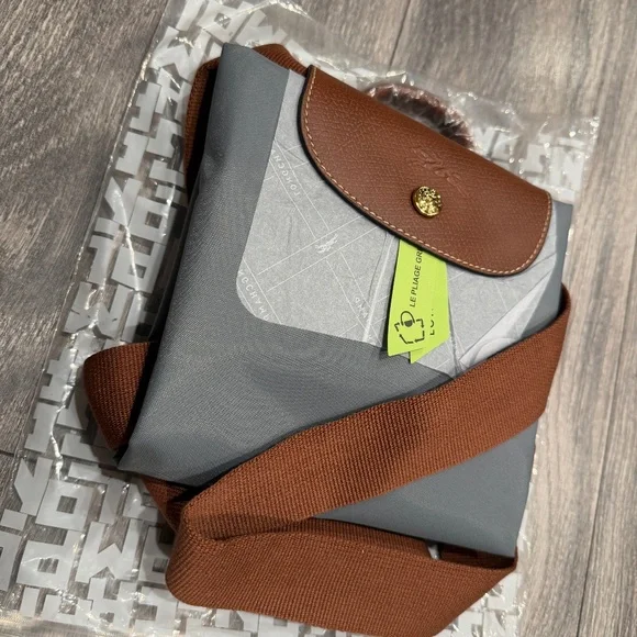 Longchamp medium backpack - Picture 1 of 3